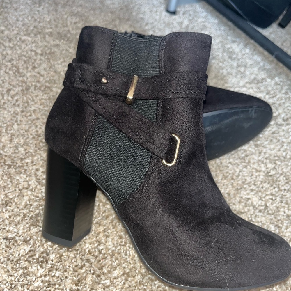 black booties